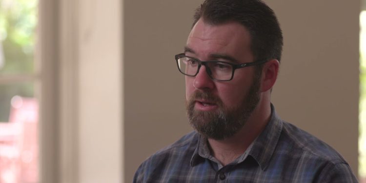 Listen to Leigh’s gambling tale.