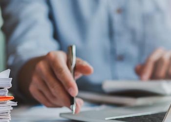 Coquille Tribe Faces Casino Controversy