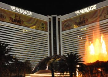 Mirage Staff Reap Rewards Before Shutdown