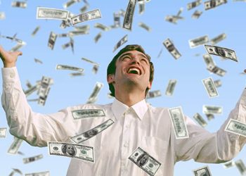 NY Man Wins $436K in Paris Las Vegas Three-Card Poker