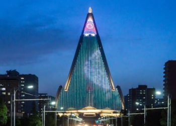 North Korea Lures Investors with Casino License to Finish Ryugyong Hotel
