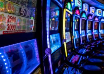Hollywood Casino Reduces Slots in Response to Skill Games Boom