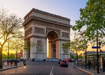 France Plans 2025 Online Casino Debut